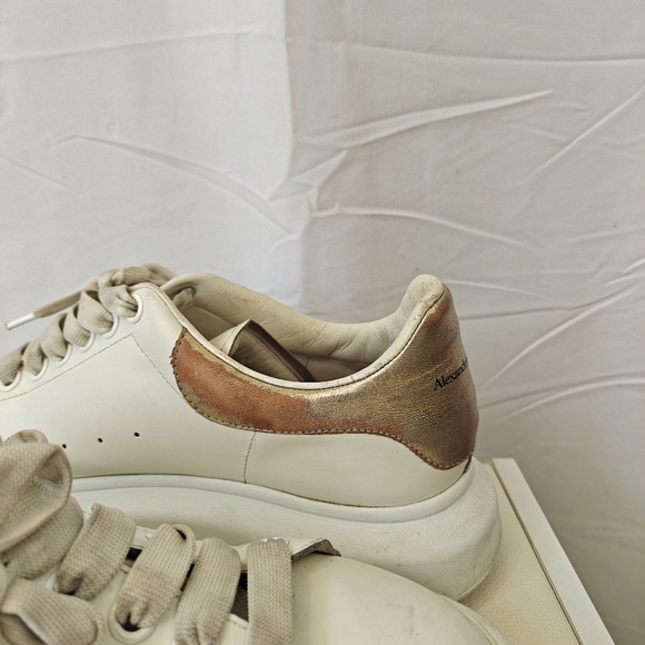 Alexander McQueen Oversized White Leather Trainers Size EU 42 US 9 E Men's - Picture 7 of 14